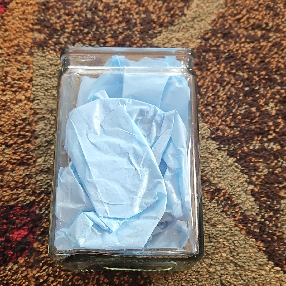 Glass vase, 6H x 4W x 3D